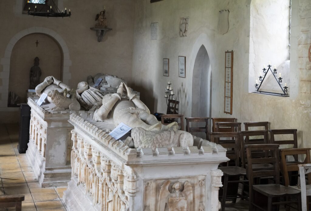 Detail from the interior of the St Stephen's Chapel. Three magnificent tombstones topped with lying and praying life size carved alabaster figures of the Earls of Oxford.