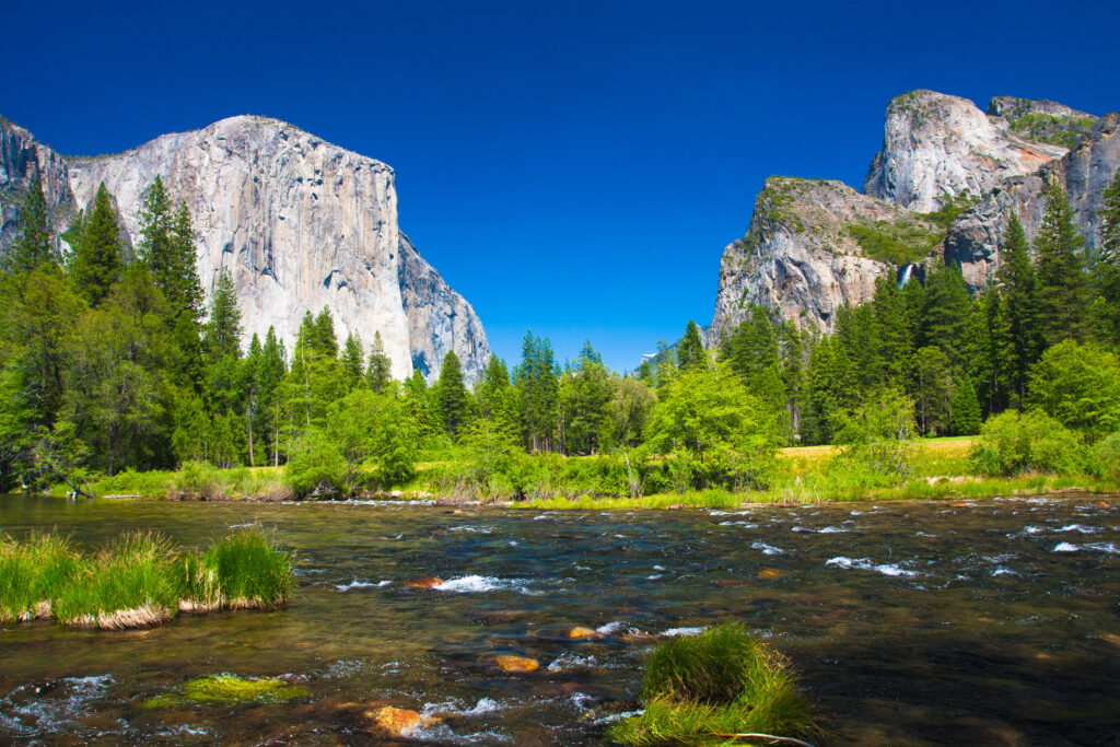 Yosemite Valley with El Captain Rock and Bridal Veil Falls in Yosemite National Park,California