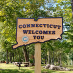 Danbury, CT: A Connecticut Welcomes You sign at the Danbury rest area