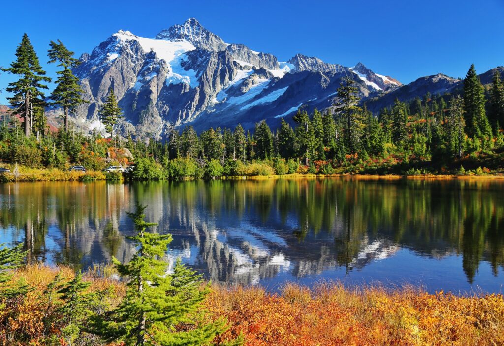 Fall reflection: autumn mount Baker