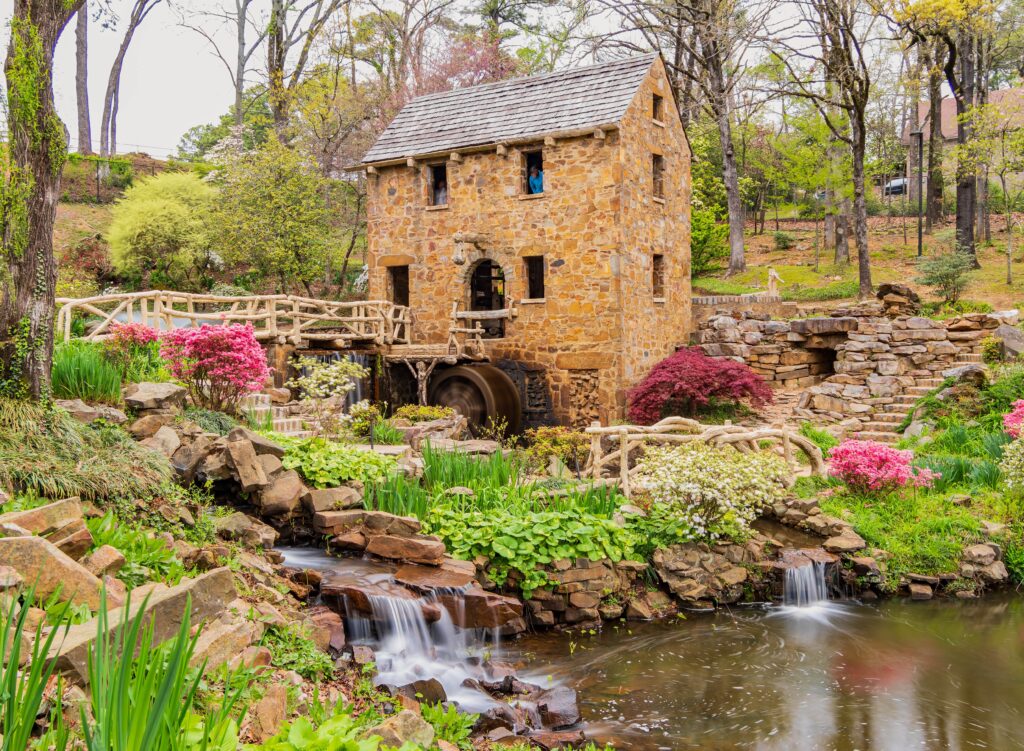 Cloudy view of the historical Old Mill at Arkansas