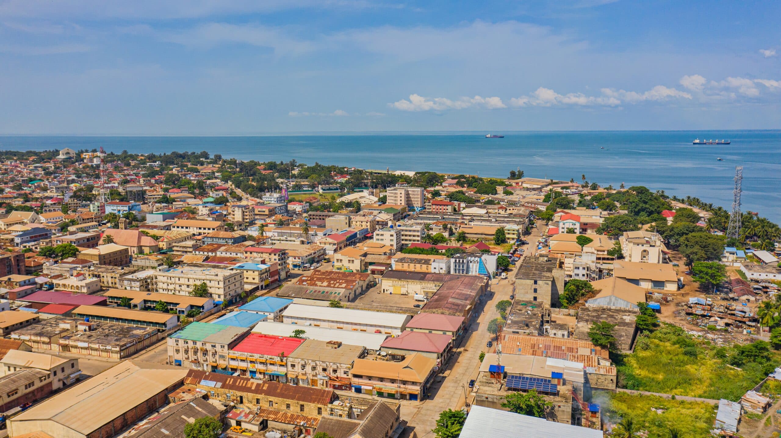 THE OLD OLD CITY OF BANJUL, WITH A POPULATION 2MILLION PEOPLE.