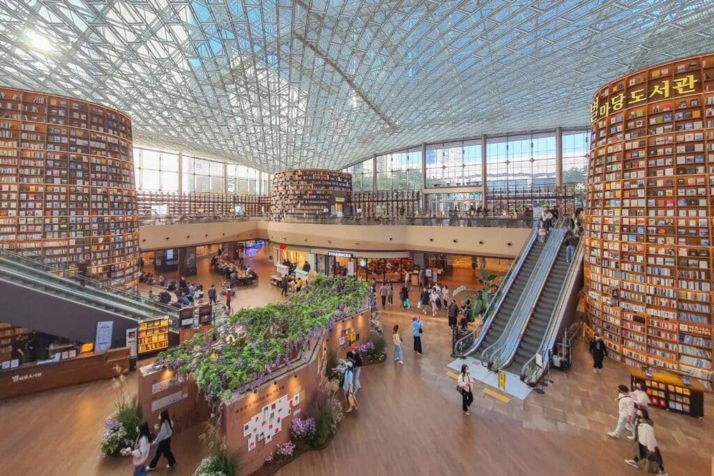 Starfield Library inside COEX Mall in Seoul